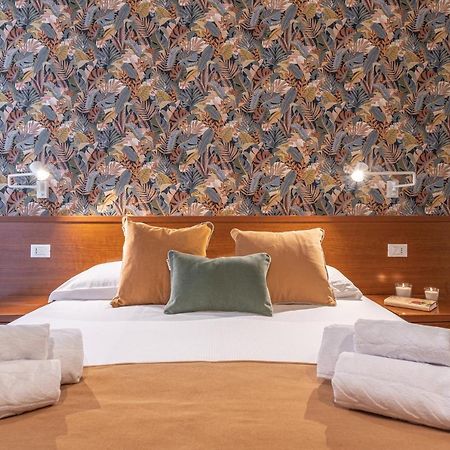 Vittoria Garden Suites Roma Exterior foto